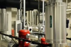 Efficient heat waste recovery of a data center