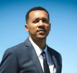 Joel Myers Affiliates with RE/MAX DFW Associates