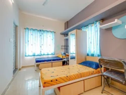 How to Make the Best Use Of your Hostel Room Space