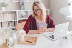 Game of Speed: Why We Love Urgent Tasks