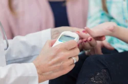 Supporting Someone with Type 2 Diabetes: 6 Tips