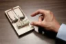 2 Ways to Save Money on Travel Expenses