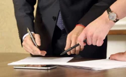 Why Should You Call a Lawyer for Filing a Medical Negligence Claim?