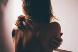 Are There Medical Reasons to Remove Hair?