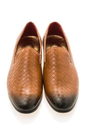 Wolf Den Features Master Artisans Behind Canadian Native Moccasin Traditions