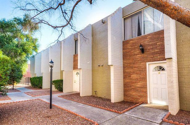 ABI Broker’s Fractured Condo Sale near Light Rail in West Phoenix ABI Broker’s Fractured Condo Sale near Light Rail in West Phoenix