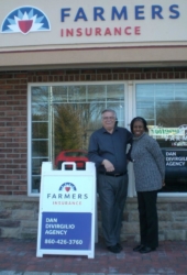 Dan DiVirgilio Opens Farmers Insurance Agency in Southington Offering Special Discounts