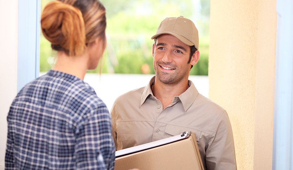 Why insurance and licensing are key decisive factors while hiring a moving company?