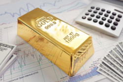 How does Gold Investment Compare with Cryptocurrency?