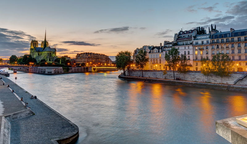 What Can You Do On a Night in Paris When Traveling With Family