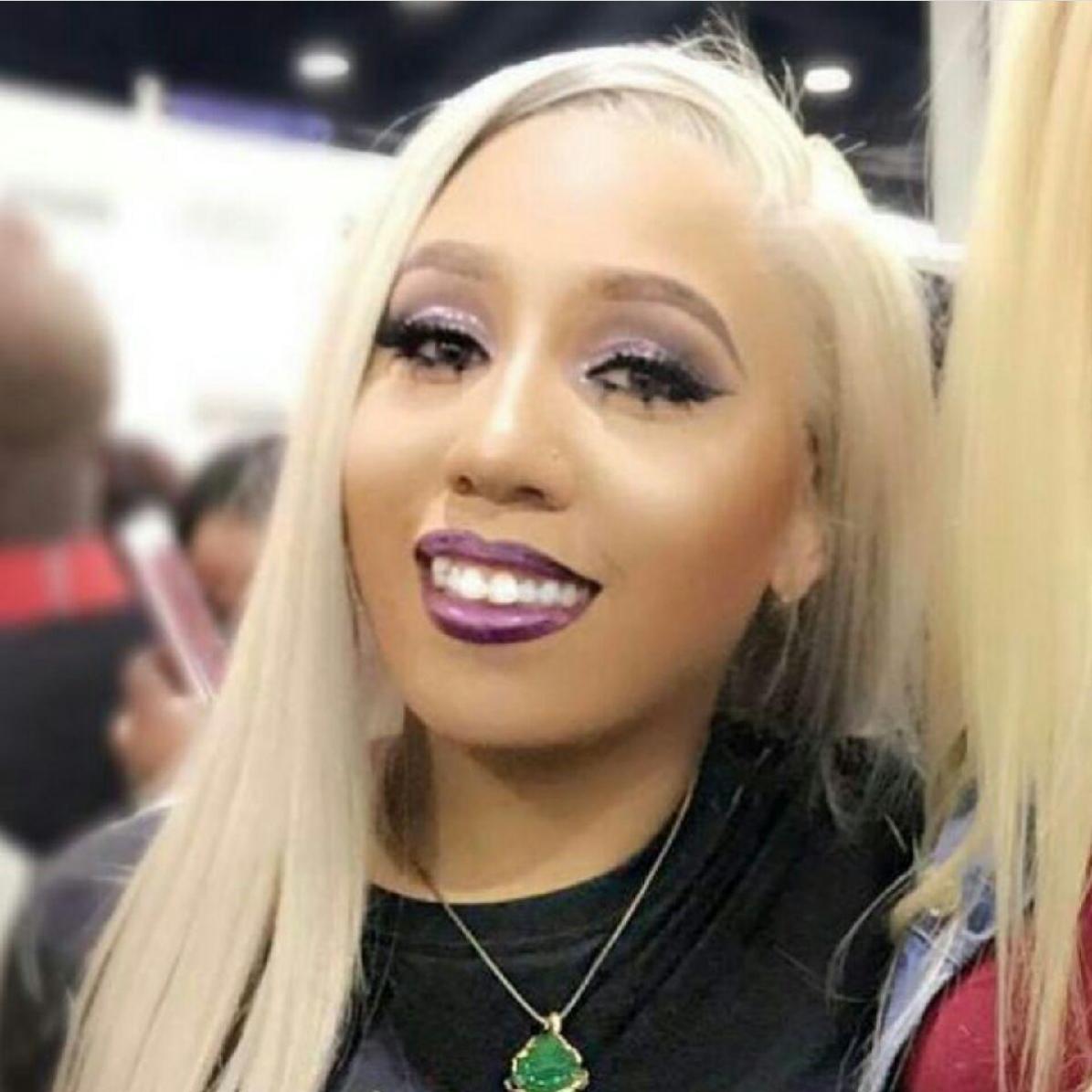Gabrielle Bates Shines as Millennial Beauty Industry Mogul Gabrielle Bates Shines as Millennial Beauty Industry Mogul