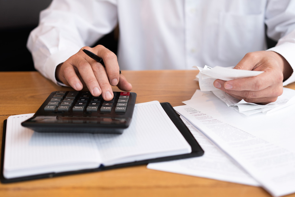 How to Tackle Unexpected Business Expenses and Stay Sane While You Do It